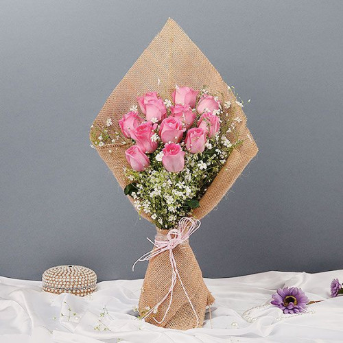 Aesthetic Pink Rose Bouquet