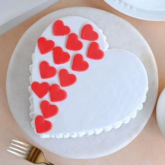 Vanilla Heart Cake